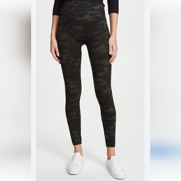 Spanx Camo Leggings - Picture 1 of 7
